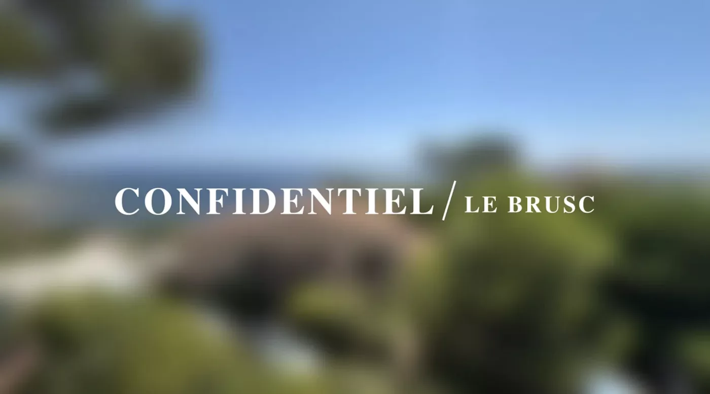 LE BRUSC  - VILLA  210 M2  BORD MER
