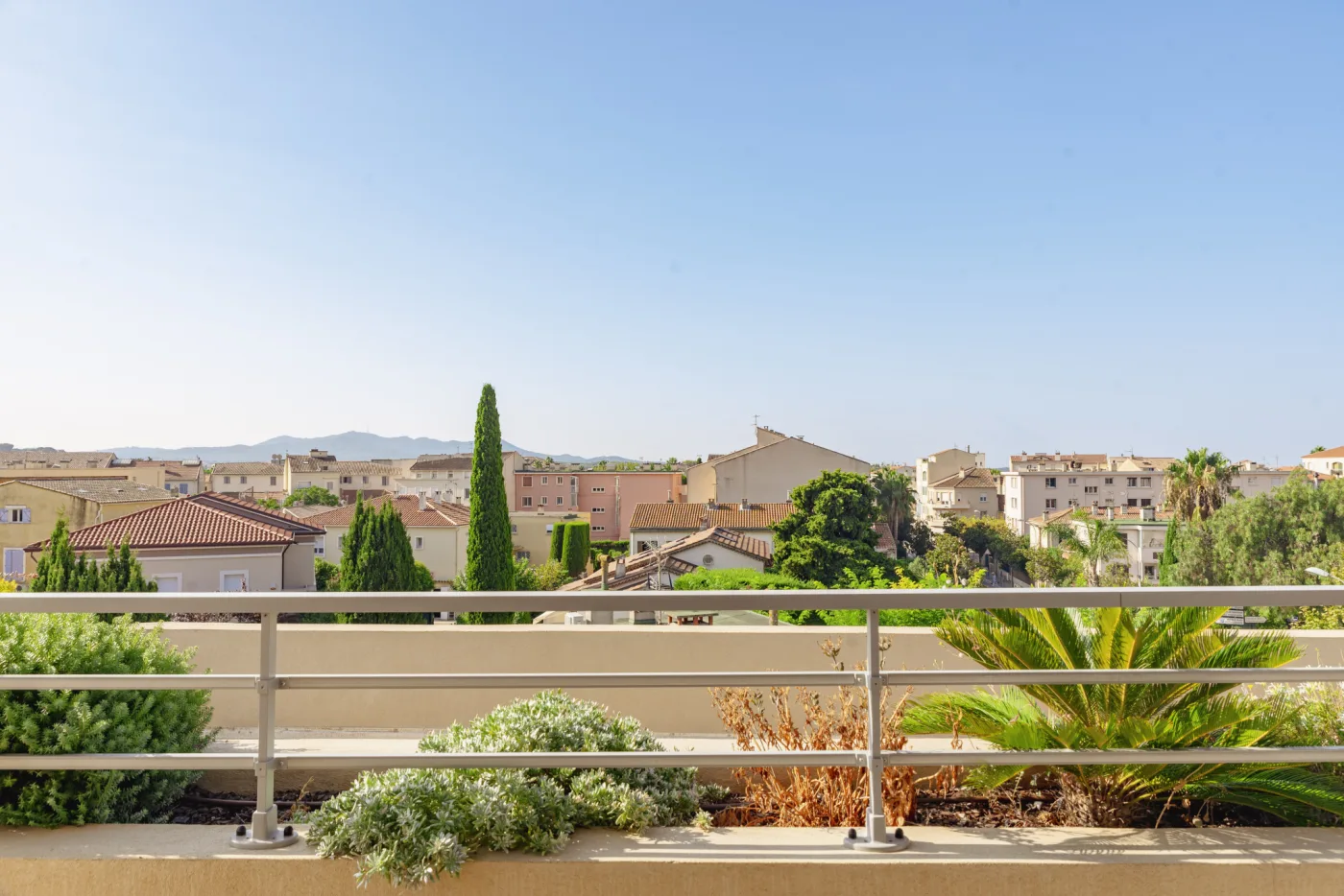 Appartement 3 pièces 121 m² · à Sanary-sur-Mer · 121,2 m² · 1 298 000 €