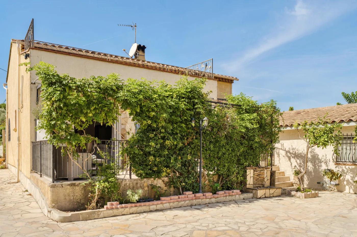 Maison 6 pièces 136 m² · à Sanary-sur-Mer · 136 m² · 525 000 €